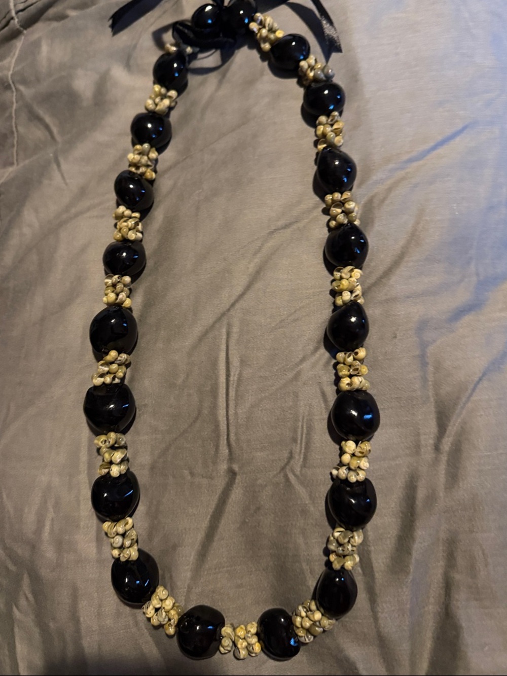 Handmade Black and Gold Beaded lei unisex